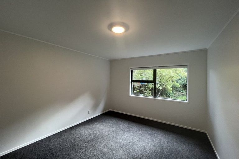 Photo of property in 7 Vera Road, Te Atatu South, Auckland, 0610