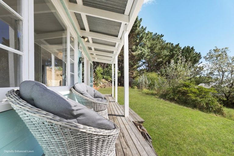 Photo of property in 8 Signal Street, Foxton Beach, Foxton, 4815