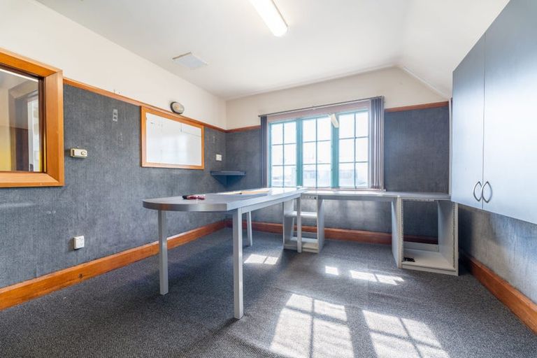 Photo of property in 334 Oriental Parade, Oriental Bay, Wellington, 6011
