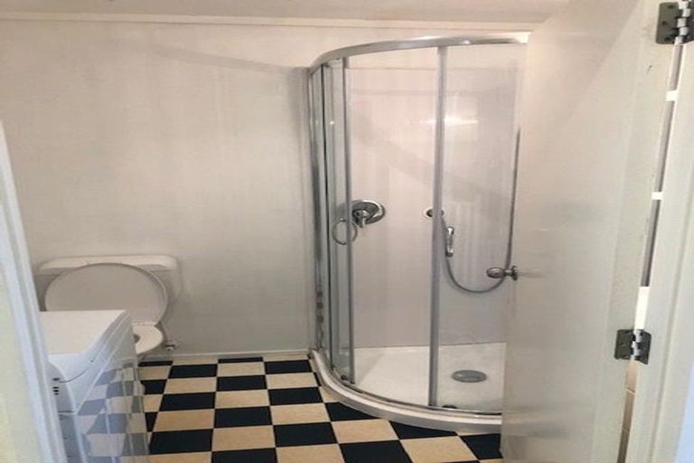 Photo of property in Grosvenor Cl, 21/6u Brown Street, Mount Cook, Wellington, 6021