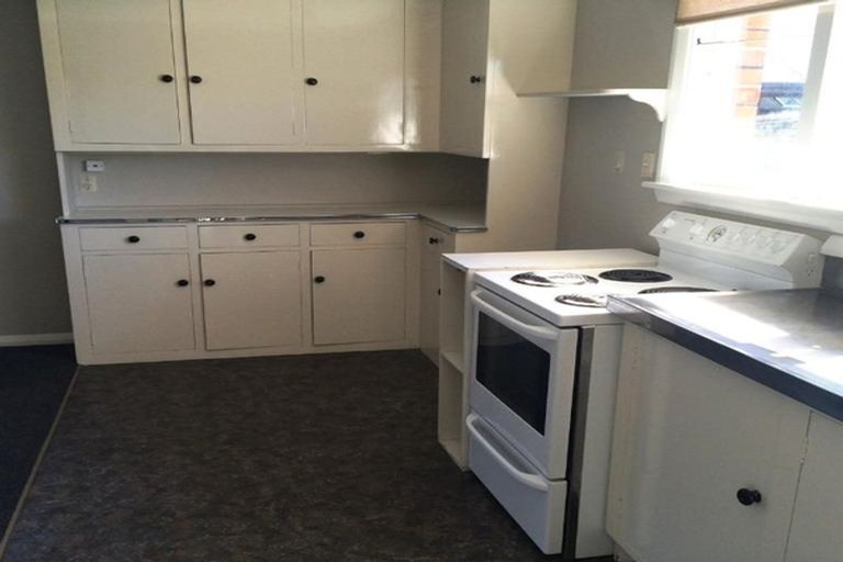 Photo of property in 14 Shaftesbury Street, Avonhead, Christchurch, 8042