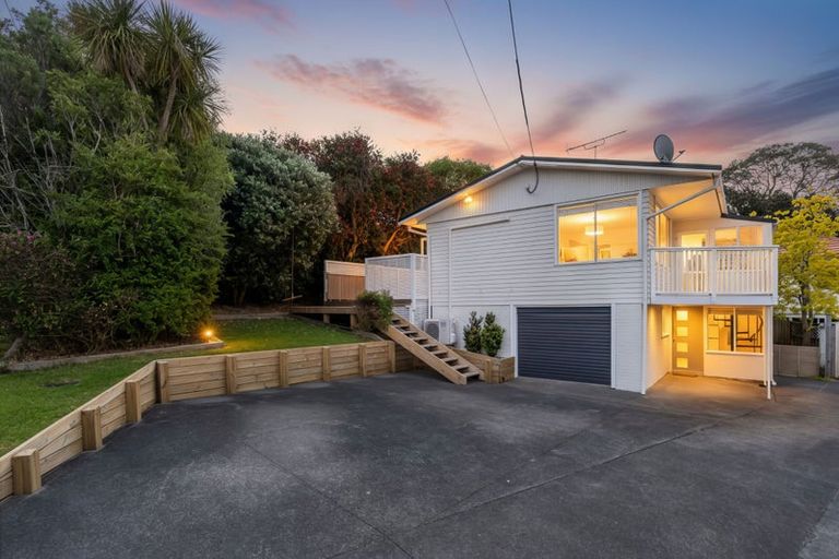 Photo of property in 1/120 Verran Road, Birkdale, Auckland, 0626