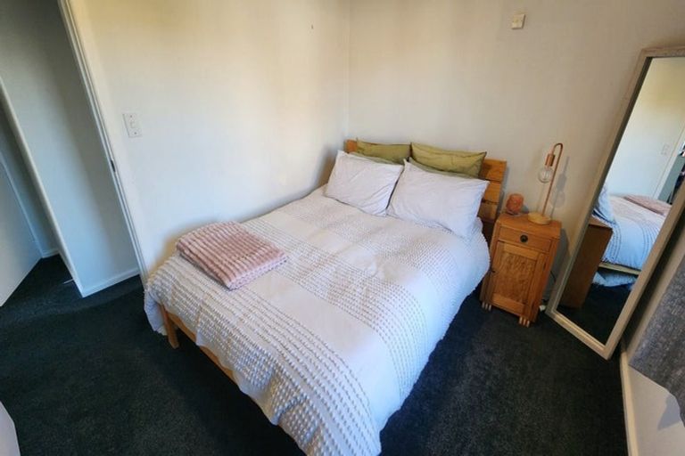 Photo of property in 90 Retreat Road, Avonside, Christchurch, 8061