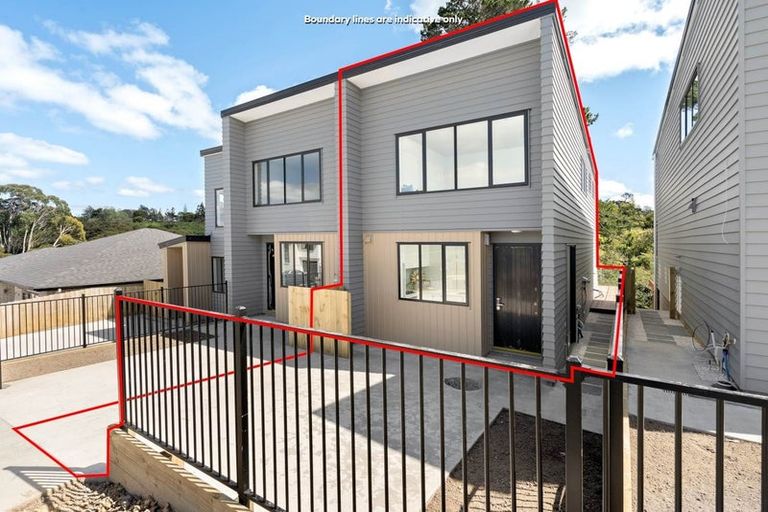 Photo of property in 5/3 Kaimai Avenue, Massey, Auckland, 0614