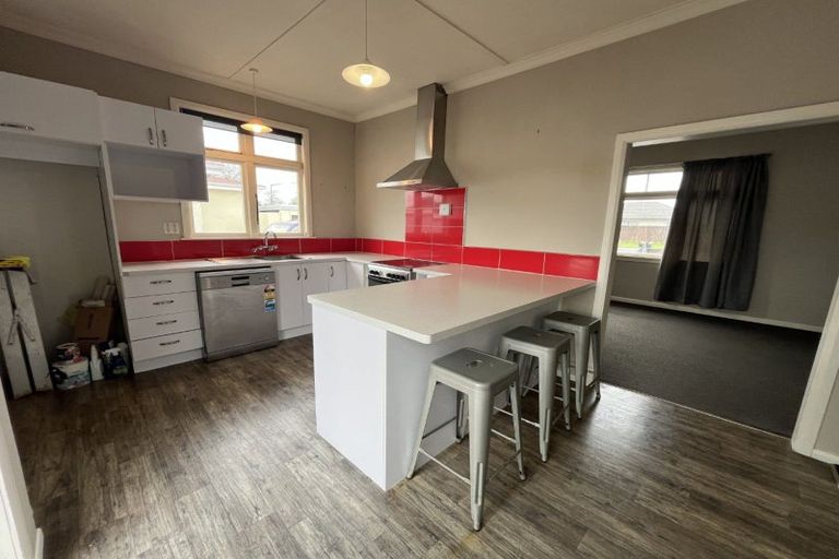 Photo of property in 30 Botanical Road, Takaro, Palmerston North, 4412