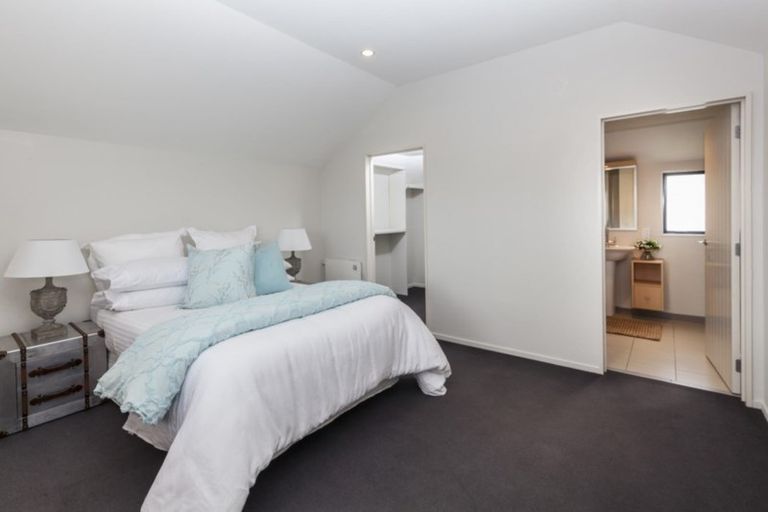 Photo of property in 142a Innes Road, St Albans, Christchurch, 8052