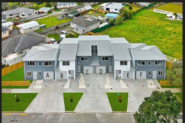 Photo of property in 11d Reid Road, New Lynn, Auckland, 0600