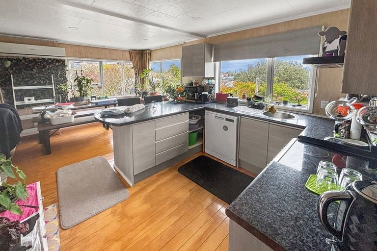 Photo of property in 1 Tweed Street, Tokoroa, 3420
