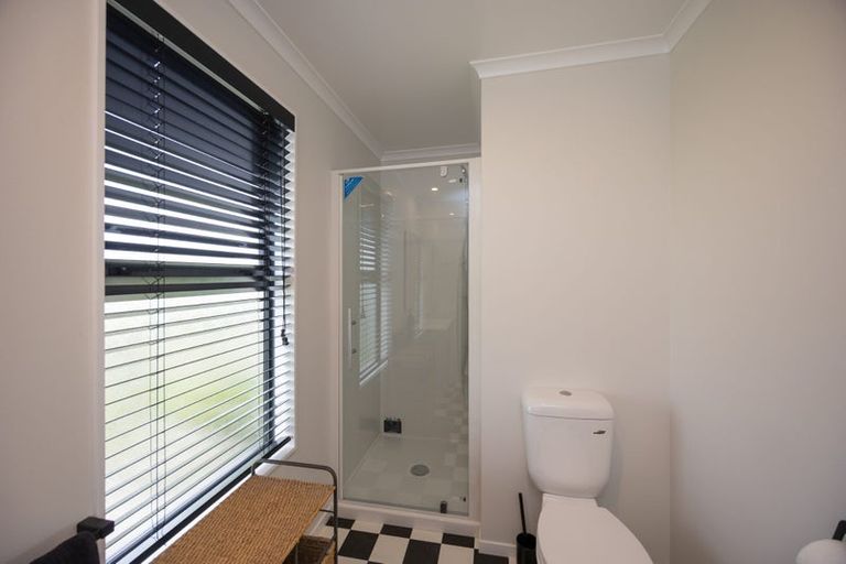 Photo of property in 567 Lethbridge Road, Halcombe, 4775