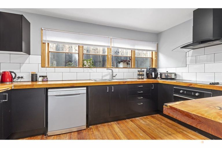 Photo of property in 19 Barker Street, Geraldine, 7930