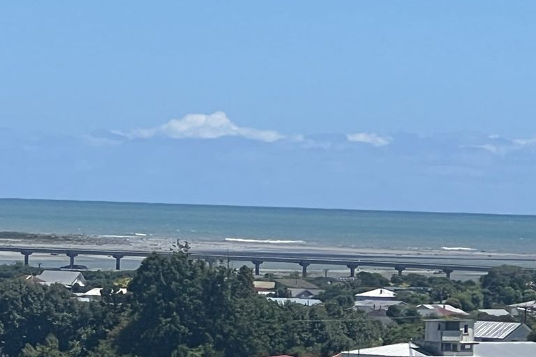 Photo of property in 10 Racecourse Terrace Rise, Hokitika, 7882