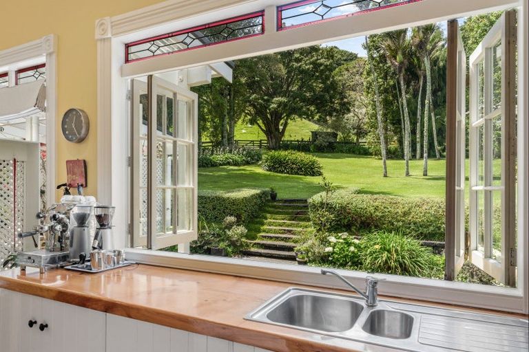 Photo of property in 725 Woodcocks Road, Kaipara Flats, Warkworth, 0981