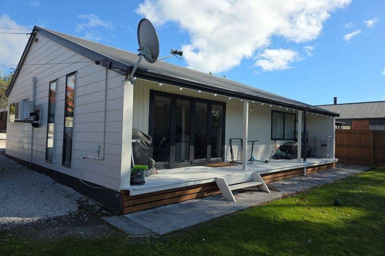 Photo of property in 1/320 Pukehangi Road, Sunnybrook, Rotorua, 3015