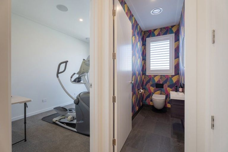 Photo of property in 1 Capstan Crescent, Whitianga, 3510