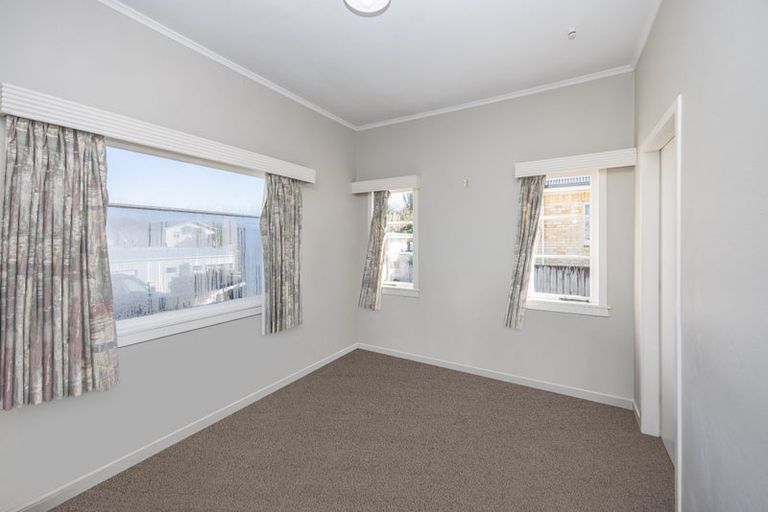 Photo of property in 15 Carey Street, Maeroa, Hamilton, 3200