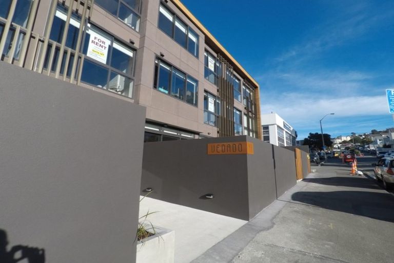 Photo of property in Vedado Apartments, 107/41u Hopper Street, Mount Cook, Wellington, 6011