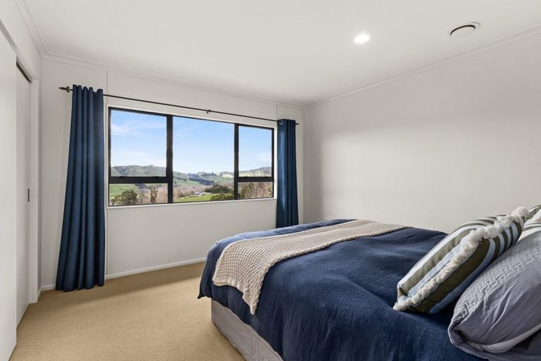 Photo of property in 35 Raratu Road, Kahuranaki, Havelock North, 4295