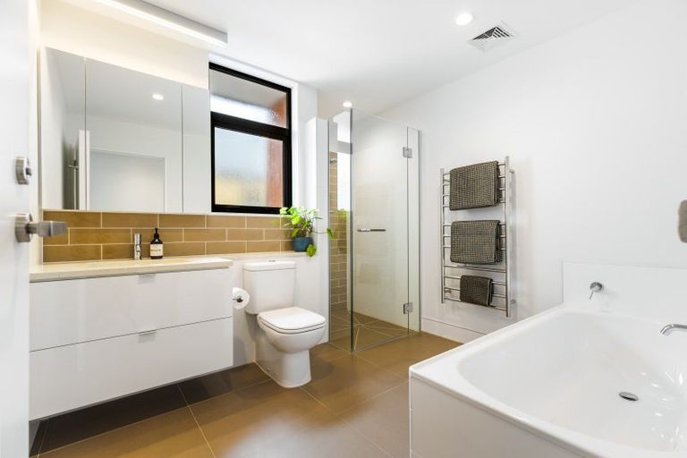 Photo of property in 10 Nevill Road, Hobsonville, Auckland, 0616
