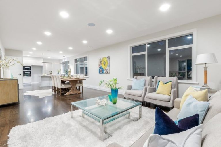 Photo of property in 51 Blacks Road, Greenhithe, Auckland, 0632