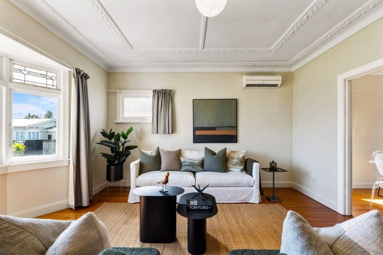 Photo of property in 126c Napier Road, Havelock North, 4130
