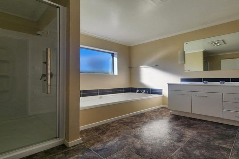 Photo of property in 53a Carthew Street, Okato, 4335