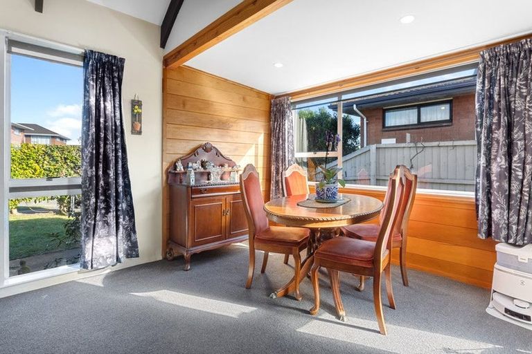 Photo of property in 1/4 Camrose Place, Ilam, Christchurch, 8041