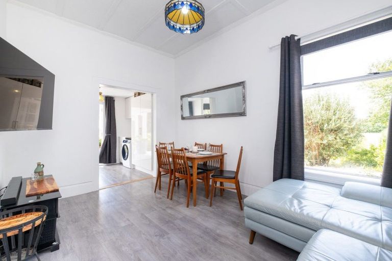 Photo of property in 104 Ferry Road, Clive, 4102