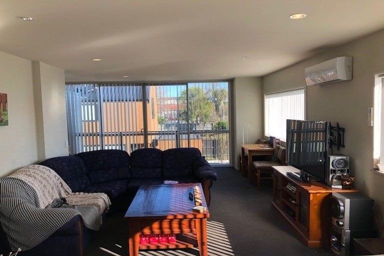 Photo of property in 1/408 Worcester Street, Linwood, Christchurch, 8011