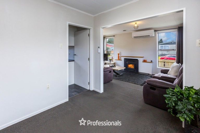 Photo of property in 15 Akron Grove, Totara Park, Upper Hutt, 5018