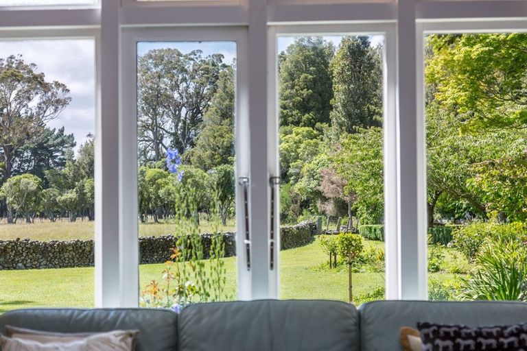 Photo of property in 977 Kakariki Road, Eketahuna, 4995