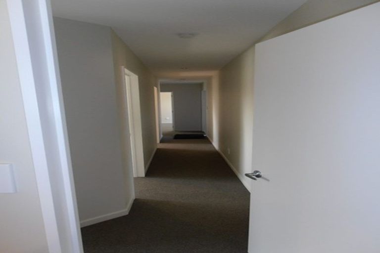 Photo of property in 8 Bowmore Lane, Broomfield, Christchurch, 8042