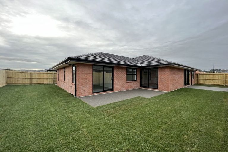 Photo of property in 14 Ned Place, Halswell, Christchurch, 8025