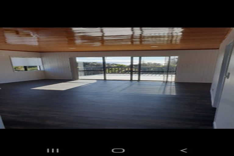 Photo of property in 147 Howard Road, Orere Point, Papakura, 2585