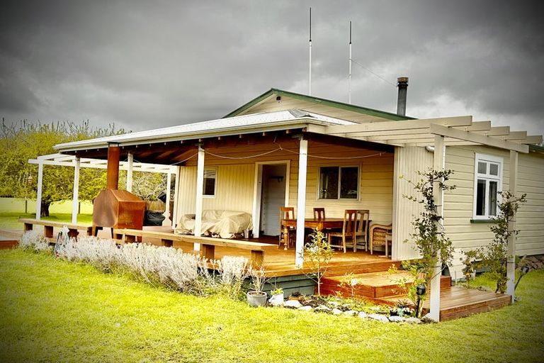 Photo of property in 587 Gladstone Road, Gladstone, Carterton, 5792