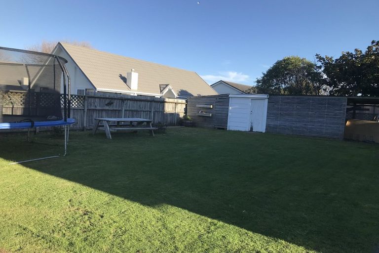 Photo of property in 18 Te Kupe Road, Paraparaumu Beach, Paraparaumu, 5032