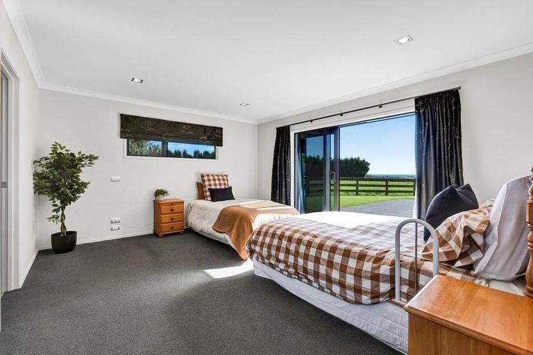 Photo of property in 939 Main North Road, Onaero, Waitara, 4383