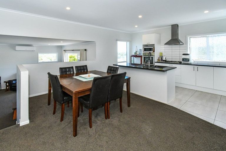 Photo of property in 159 Keri Vista Rise, Papakura, 2110