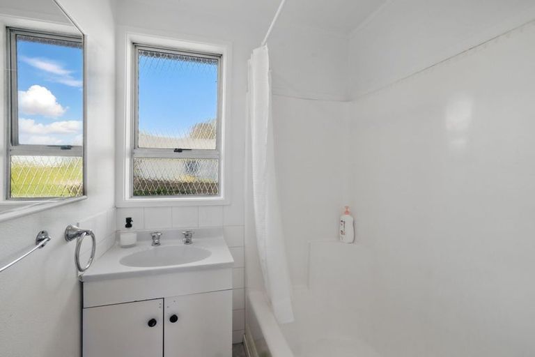 Photo of property in 50 Vanguard Drive, Broomfield, Christchurch, 8042