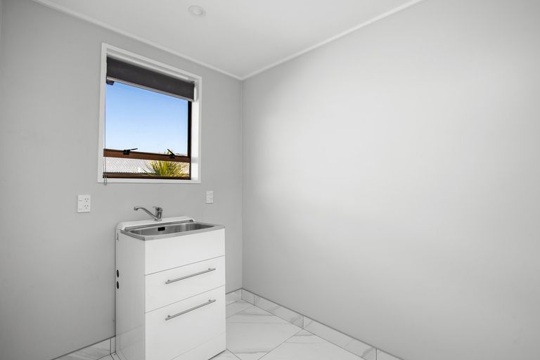 Photo of property in 6 Ashworth Street, Alexandra, 9320