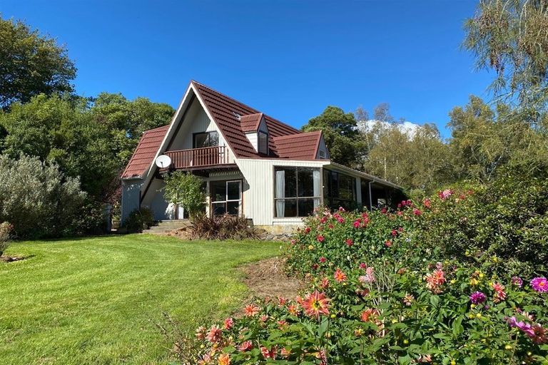 Photo of property in 49 Ribbonwood Road, Geraldine Downs, Geraldine, 7991