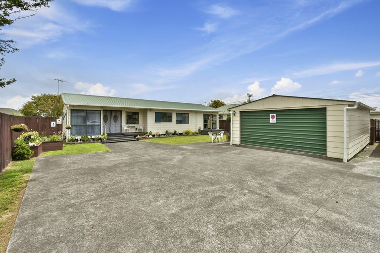 Photo of property in 26 Cosgrave Road, Papakura, 2110