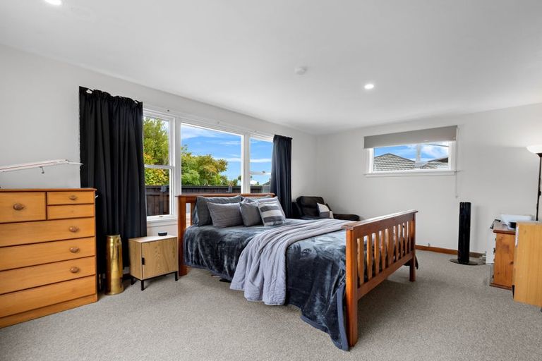 Photo of property in 856 Main North Road, Belfast, Christchurch, 8051