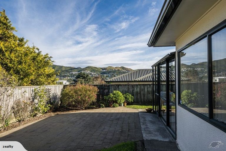 Photo of property in 46u2 Burgess Road, Johnsonville, Wellington, 6037