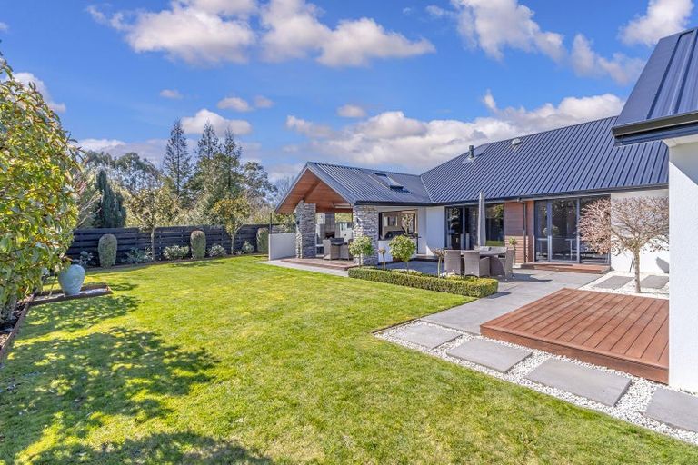 Photo of property in 1 Almond Lane, Prebbleton, 7604