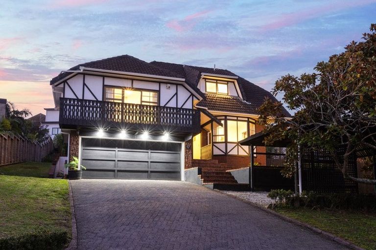 Photo of property in 17 Noumea Place, Mairangi Bay, Auckland, 0630