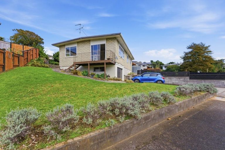 Photo of property in 1 Carlton Terrace, Westown, New Plymouth, 4310
