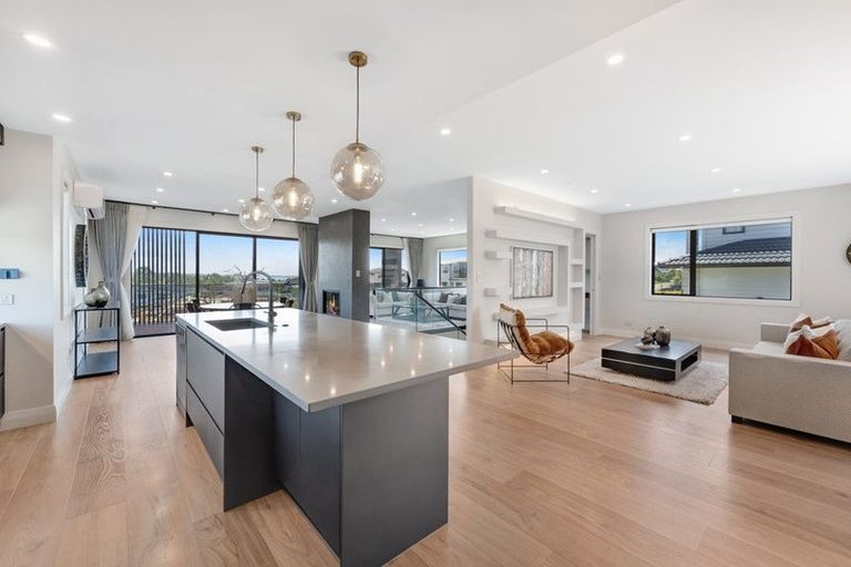 Photo of property in 4 Hapukupuku Avenue, Beachlands, Auckland, 2018