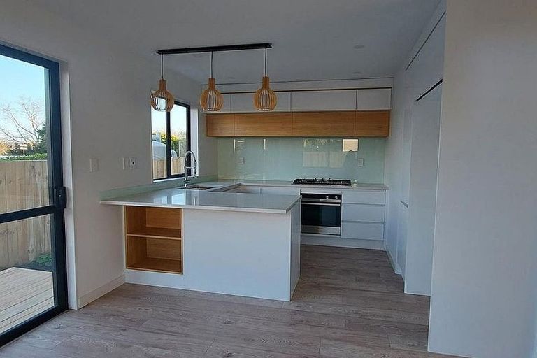 Photo of property in 29a Mackenzie Street, Te Atatu South, Auckland, 0610