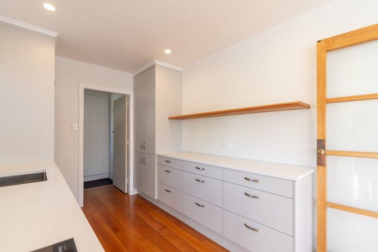 Photo of property in 5 Ngarimu Street, Roslyn, Palmerston North, 4414