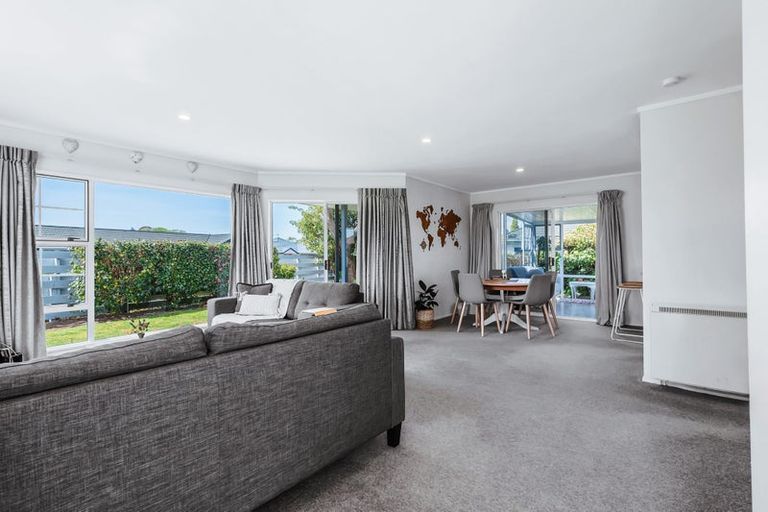 Photo of property in 67 Acacia Bay Road, Nukuhau, Taupo, 3330